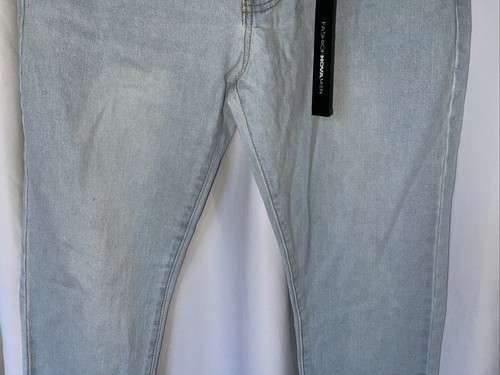 NEW Fashion Nova Mens ‘Cornell’ Light Wash Skinny Jean 29” Inseam Size 30 - Picture 5 of 12