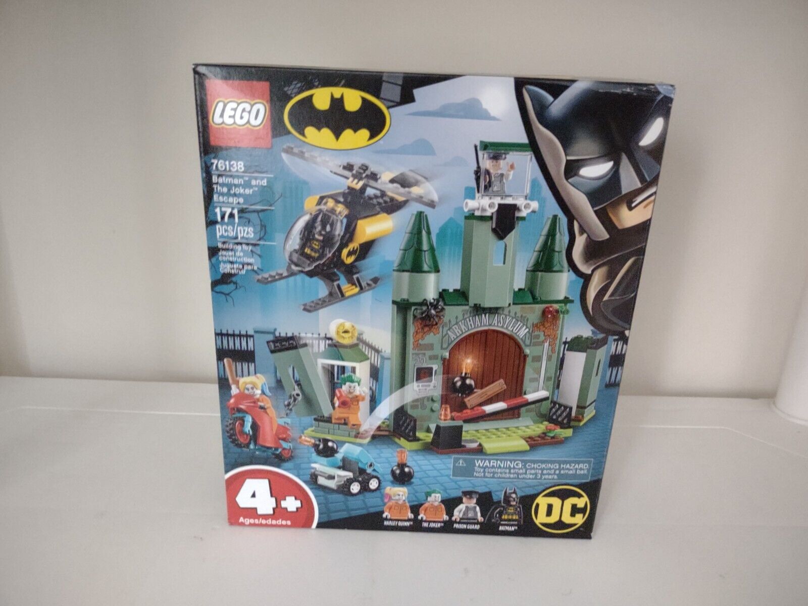 Lego 76138 Batman and The Joker Escape New in Box