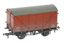 37-780C Bachmann OO Gauge GWR 12T 'Mogo' Motor Car Van BR Bauxite (Early) [W]