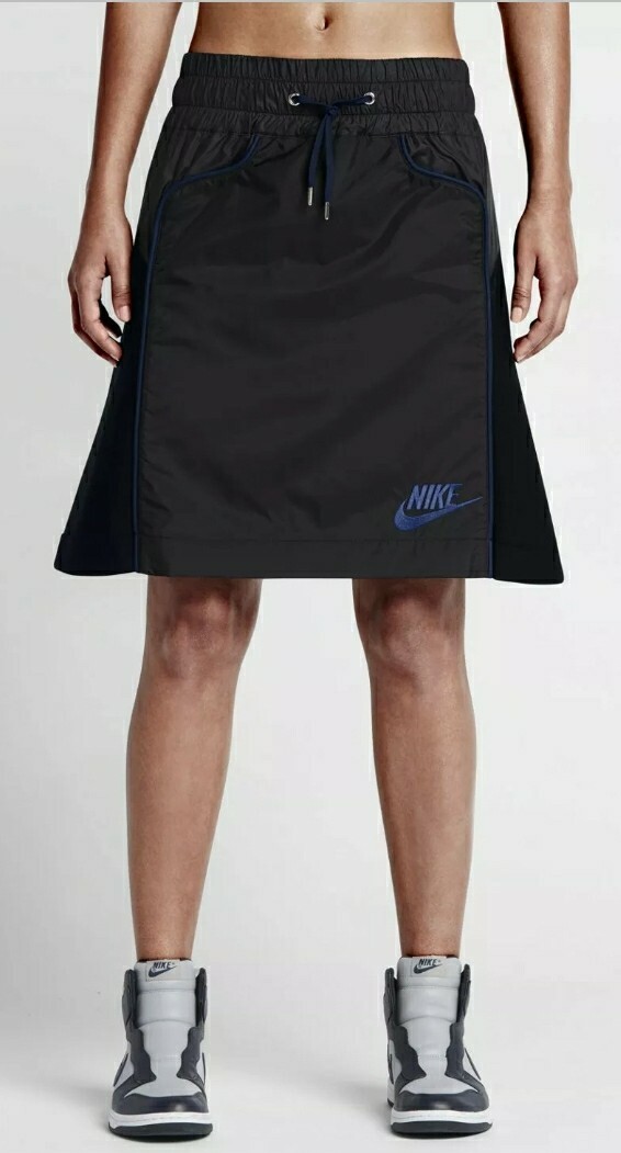 nike sacai skirt