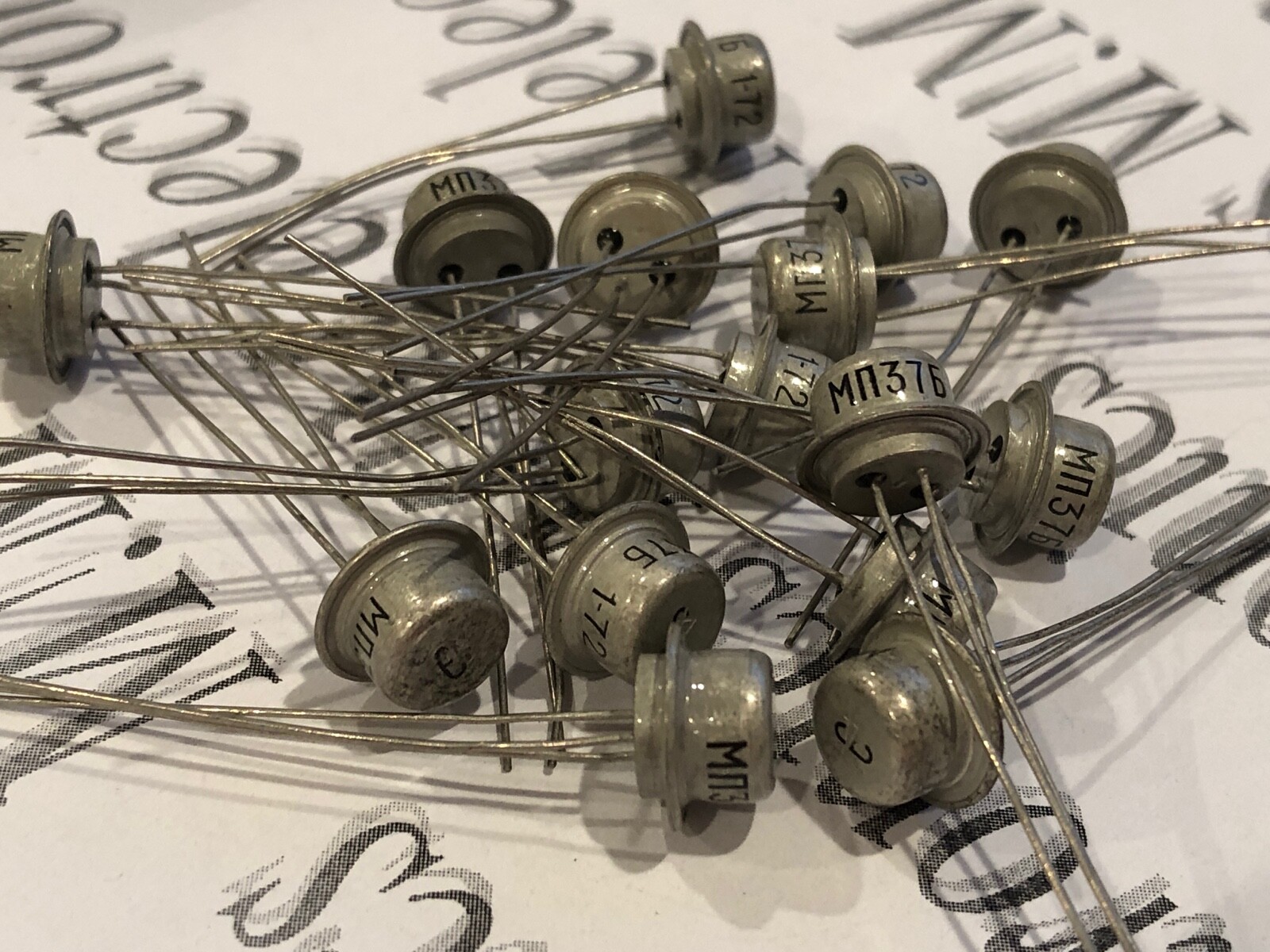 10pcs MP37B USSR NPN Ge Transistor МП37Б hfe (25...50) NOS | eBay