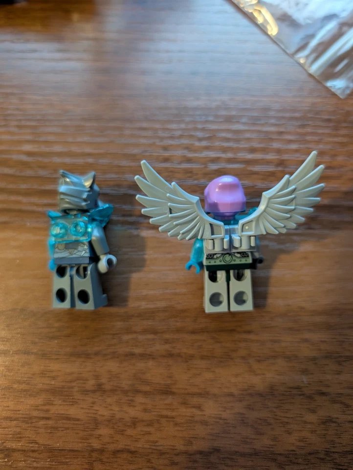 Minifigura Lego - Legends Of Chima Vardy And Stealthor - Imagem 2 de 2