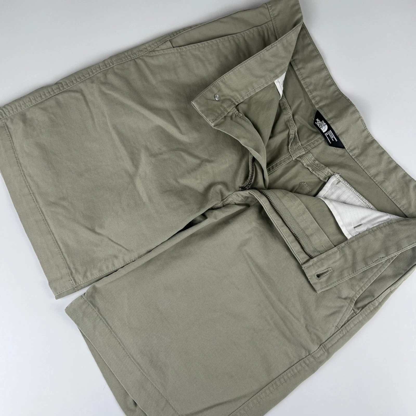 The North Face Khaki Shorts Men Size 32 Hiking Camping