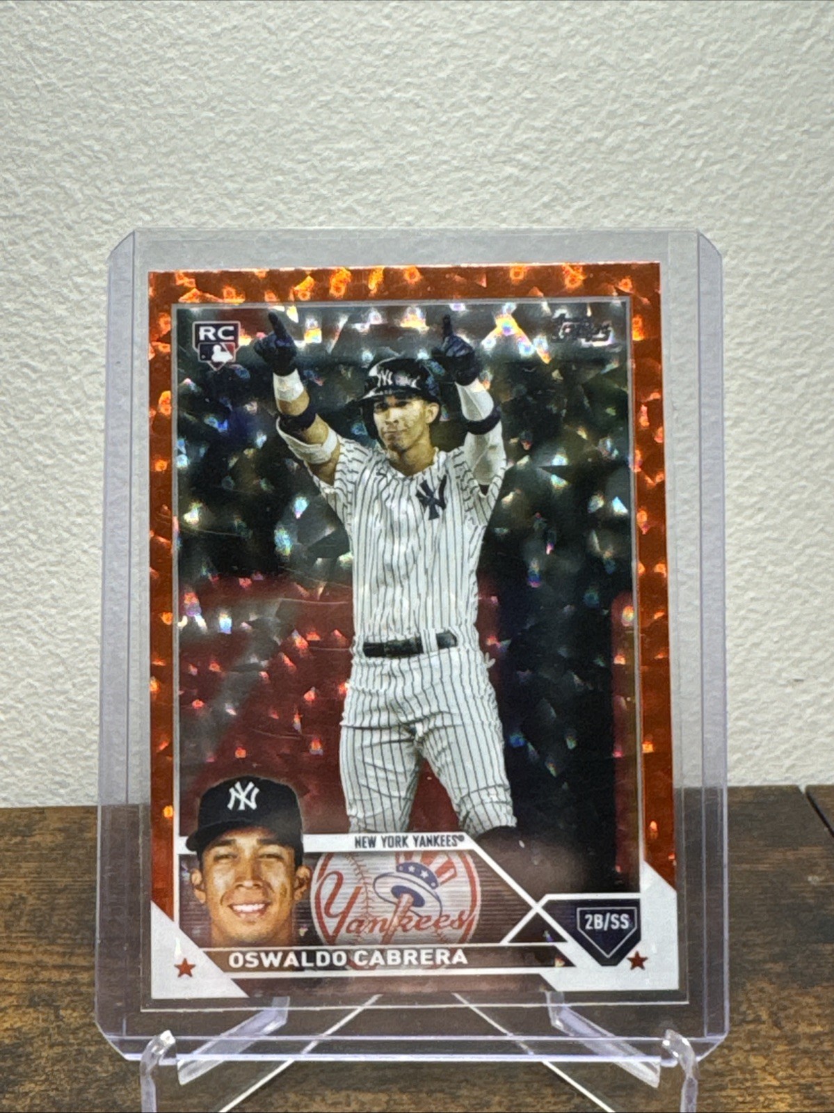 2023 Topps Series 2 - Oswaldo Cabrera #487 Orange Foil /299 (RC)