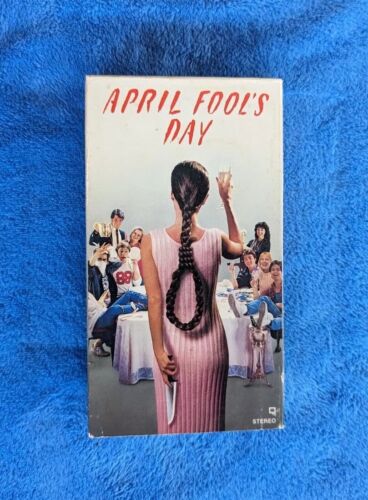 APRIL FOOL'S DAY VHS Tape 1986 Horror Slasher Deborah Foreman Fred Walton - Afbeelding 1 van 3