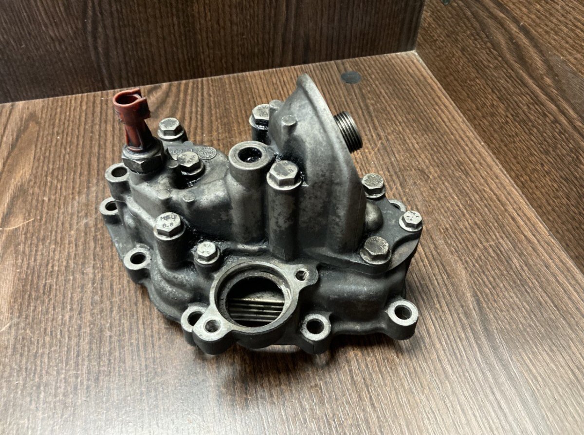 IVECO DAILY IV (05.06-03.12) 3.0d,130kw ENGINE OIL COOLER 