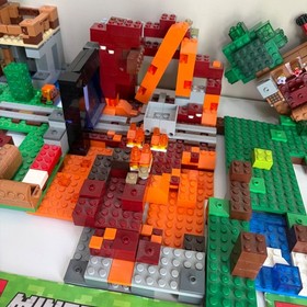 Lego Minecraft Minifigures Lot 21134 21125 21143 21146 21142 21140 21139 21138