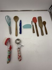 10 Piece Pioneer Woman Cooking Utensils silicone spatula Wooden Spoons Etc…