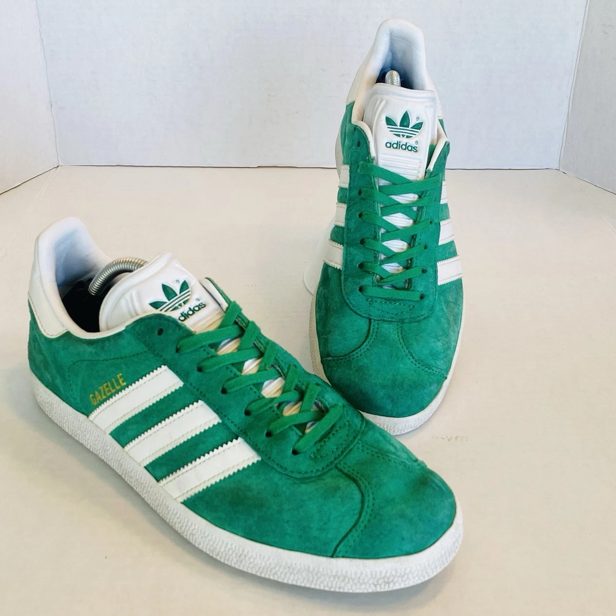 adidas gazelle silver green womens Adidas Gazelle Spikeless Golf Shoes Collegiate Green  Golf Discount