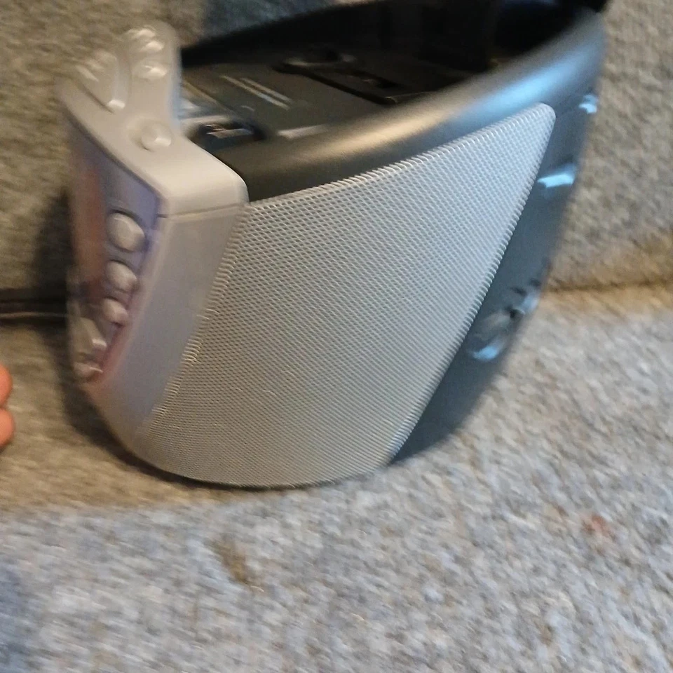 Sony Dream Machine ICF-CD853V CD/CD-R/RW Player AM FM Weather Alarm Clock Radio - Image 4 of 4