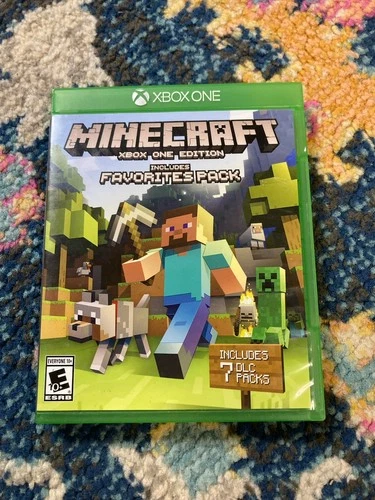 Minecraft: Xbox One Edition -- Includes Favorites Pack (Microsoft Xbox One)