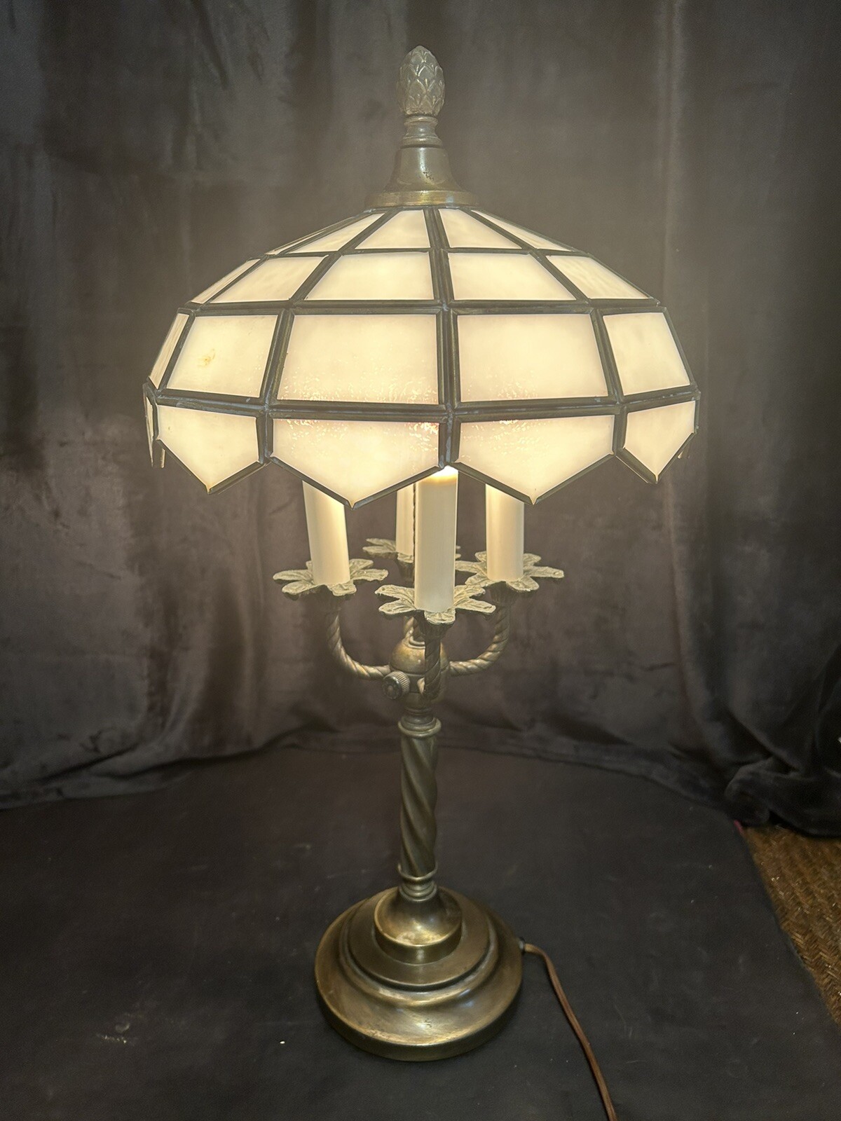 Table Lamp Tiffany Style Milk Glass Shade Art Deco Bronze Desk Lamp 23