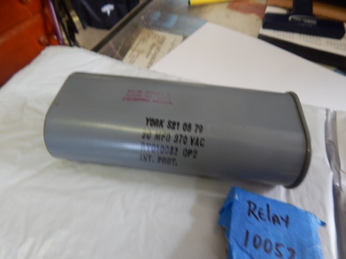 Rv Camper Trailer York Relay, Part # 10052, #S210579, 30 MFD 370 Vac New, #35 - Picture 3 of 4
