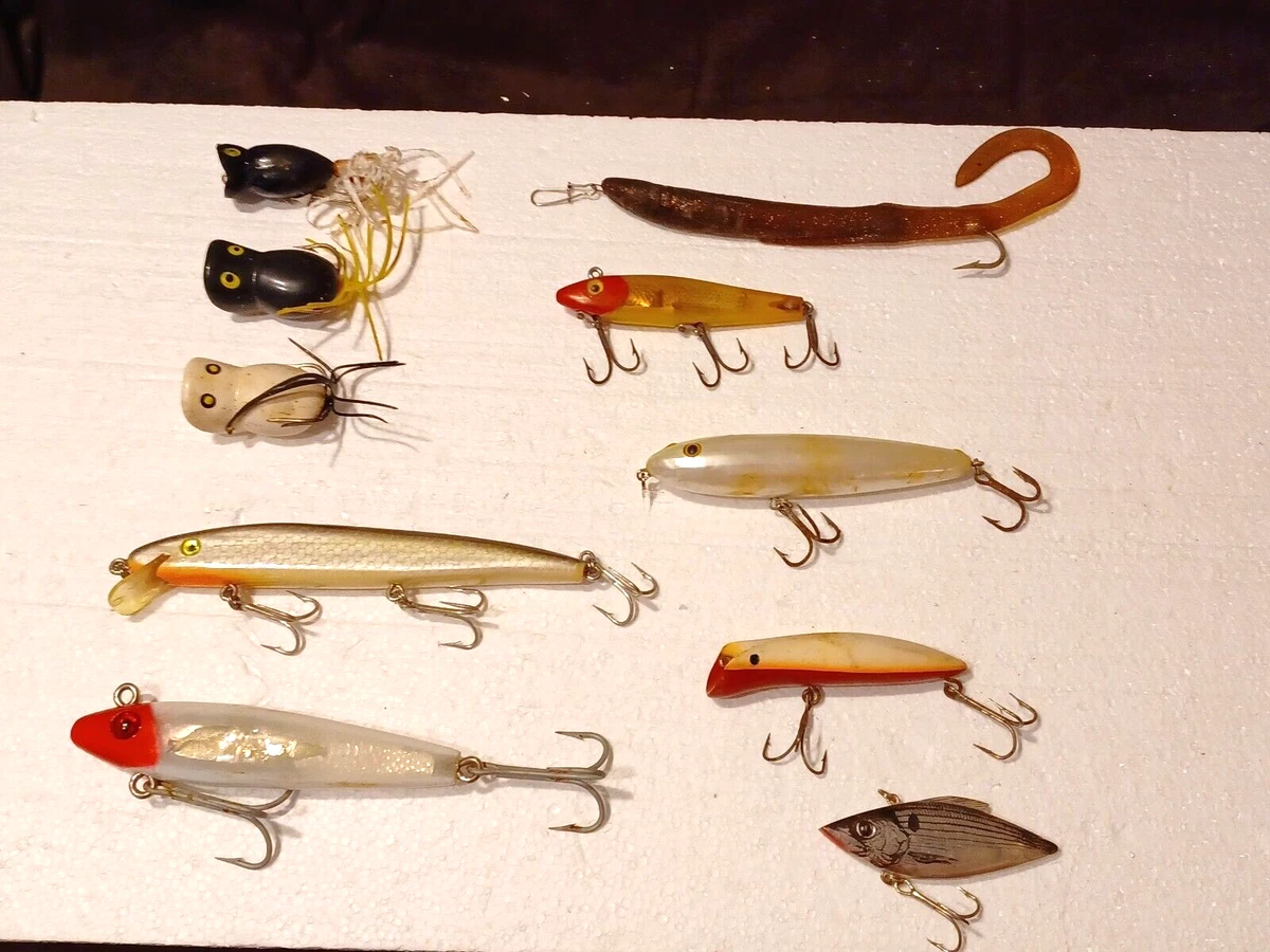 Vtg 10, Fishing Lures Various Types And Sizes