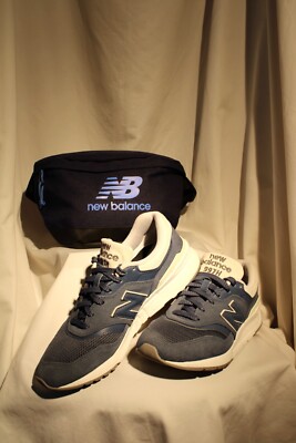 Unisex New Balance 997h Sneakers with Matching Utility Waist bag Pre-owned