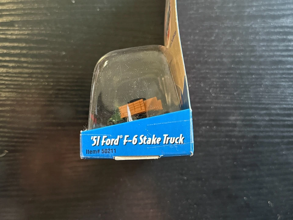 N Scale Mini Metals - CMW #50211 - '51 Ford F-6 Stake Truck - ME3927 - Image 2 of 3