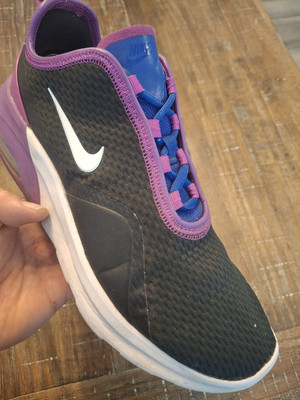 Nike Air Max Motion 2 Womens Shoes Athletic Black/Blue/Purple Size 9.5