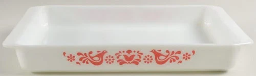 Pyrex 933 Lasagna Pan Friendship Red & White 13½x8¾ Vintage No Cracks No Chips