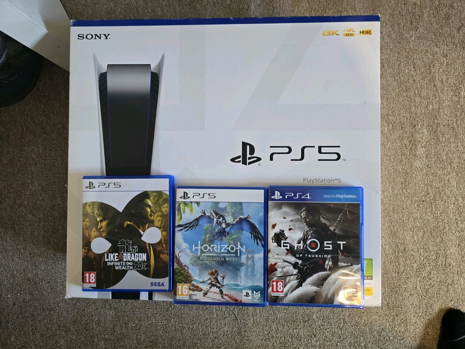 Sony PlayStation 5 825 GB White Disc Console 3 games Boxed