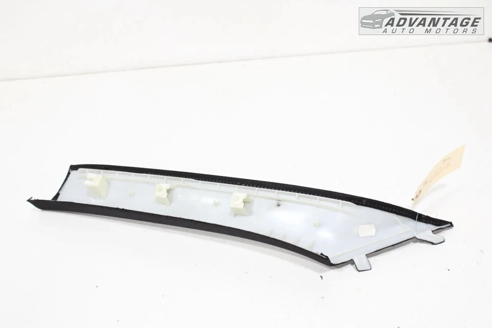 2016-2018 BMW 330E para-brisa dianteiro direito do lado do passageiro acabamento de capa de pilar OEM - Imagem 4 de 4