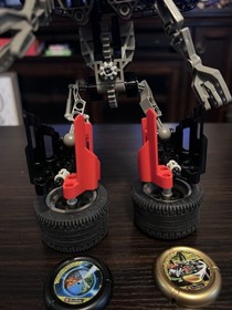 Vintage 1999 LEGO Technic 8520 Millennium Slizer Throwbot Millennia w Discs Red