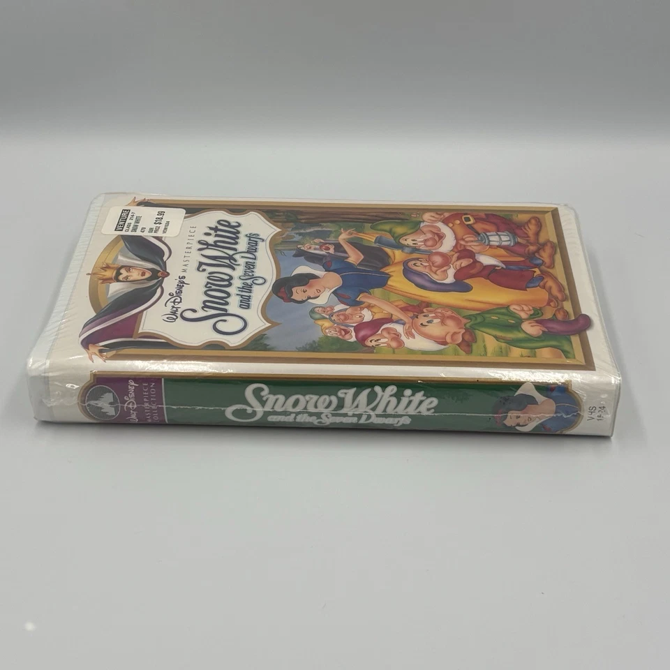 Snow White and the Seven Dwarfs (VHS, 1994) - Disney Masterpiece - Brand New - Image 2 of 4
