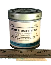 Vintage medical tin - Merck & co. Inc. Saccharin sodium merrck -euc-1/3 full