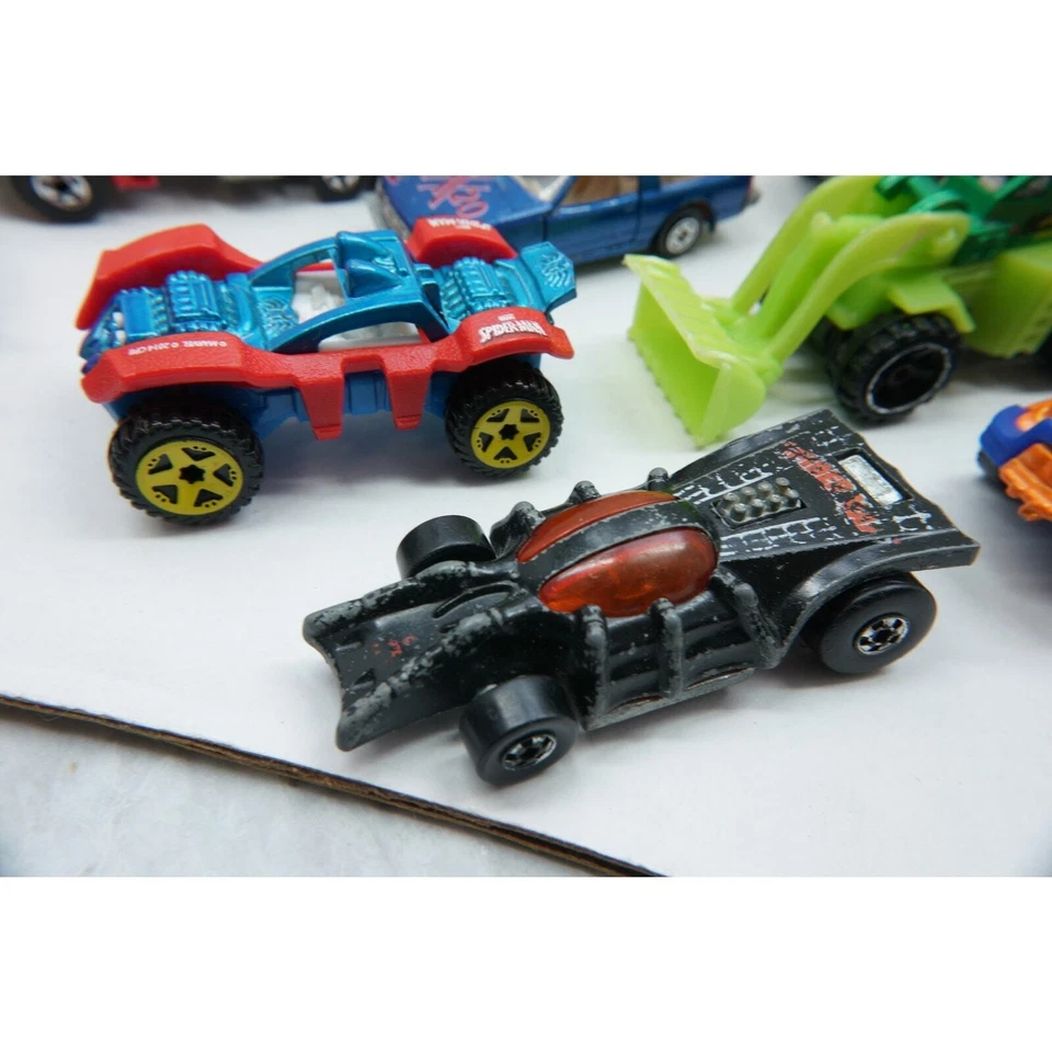 Hot Wheels Matchbox trucks LOT OF 16 CARS FARM EQUIPMENT vintage modern - Image 4 of 4