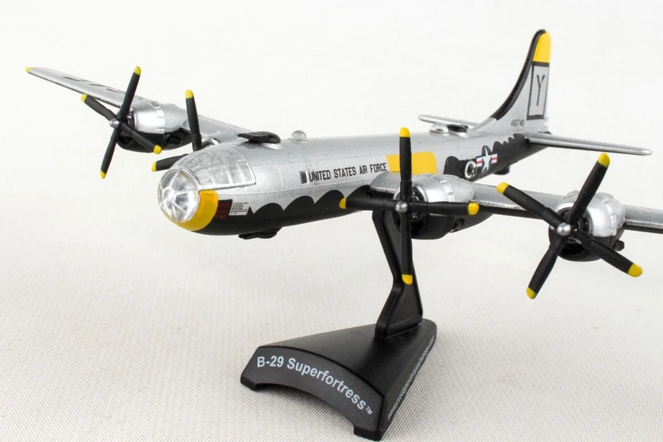 Boeing B-29 Superfortress "It's Hawg Wild" 1/200 Scale Diecast Model Airplane - Image 3 of 4