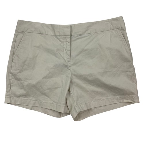 Vineyard Vines Khaki logo shorts Women's size 14