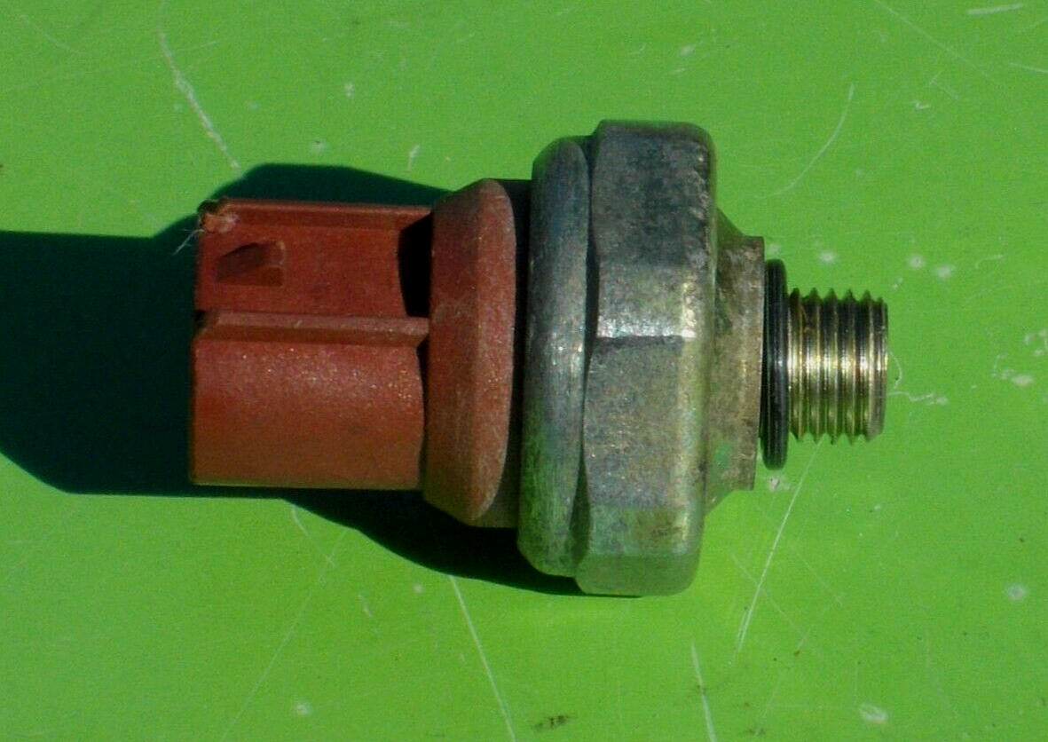 MITSUBISHI 3000GT 9193 A/C RECEIVER DRIER PRESSURE SWITCH MB276842 OEM
