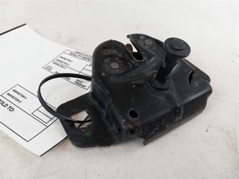 Chrysler Town Country Hood Latch 2008 Foto 4 de 4