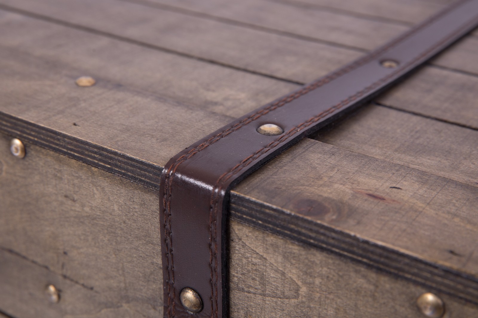 New Vintiquewise Old Fashioned Large Natural Wood Storage Trunk and Coffee Table