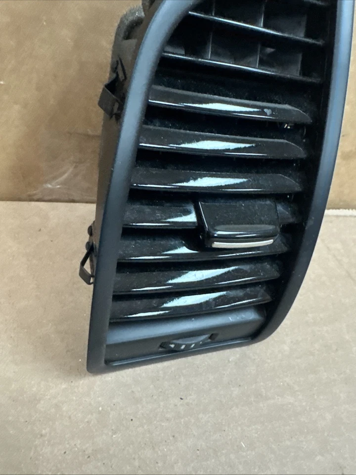 Audi R8 2008-2012 2014 2015 borde de ventilación de aire lado derecho tablero negro brillante OEM 5525 Foto 3 de 4