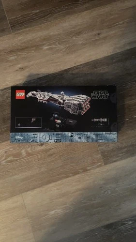 LEGO Star Wars: A New Hope Tantive IV, Buildable 25th Anniversary Starship Model