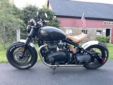 2022 Triumph Bonneville BOBBER