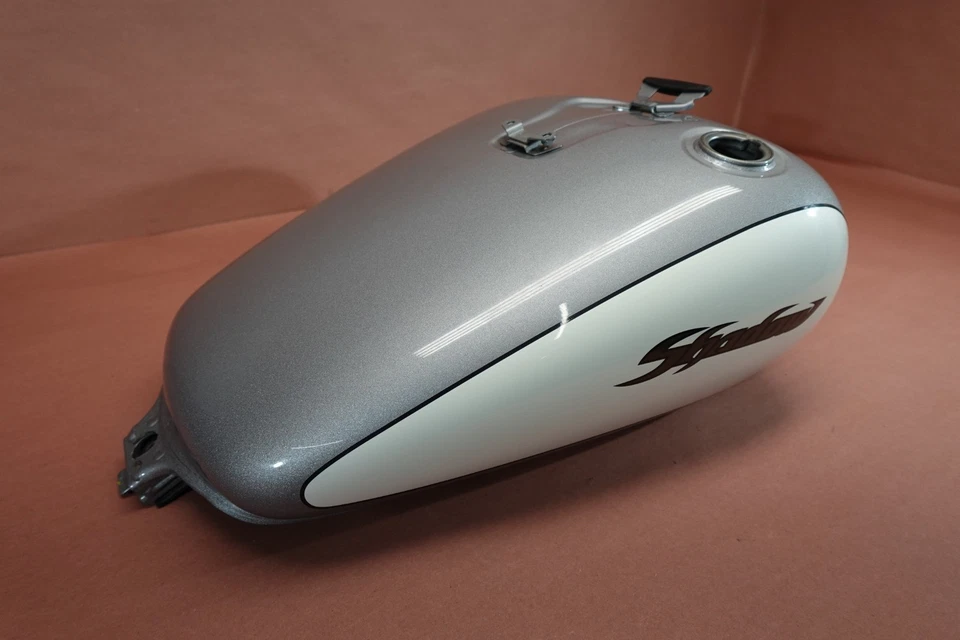 2001-2007 Honda VT750 Shadow Aero Gas Tank Fuel Cell Petrol Reservoir - Image 2 of 4