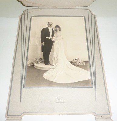 Vintage Wedding Photograph (1930's) Bride & Groom / Portrait by Casey