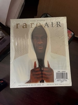 1994 MICHAEL JORDAN RARE AIR BOOK SEALED NEW MINT SMALL TEAR