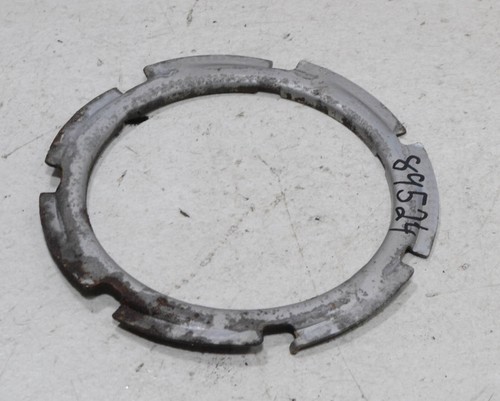 VW EOS 1F Bj 2006 Montage Ring Befestigung Kraftstoff Pumpe Tank #89524-F189