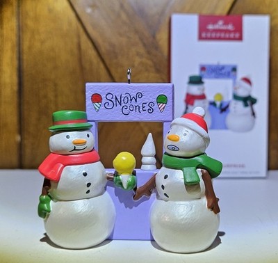 New Hallmark A SNOWY SURPRISE 2025 Snowman Snow Cones Keepsake Ornament