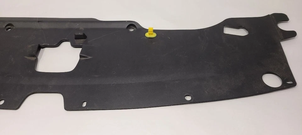 JEEP COMPASS 2018 UPPER RADIATOR SUPPORT TRIM Foto 3 de 4