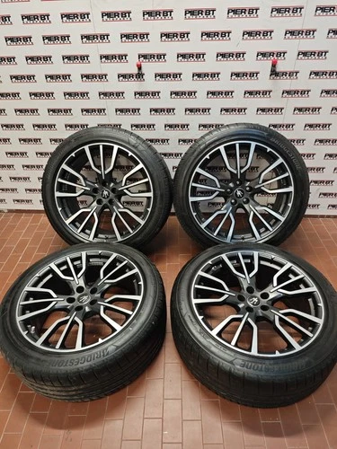 4 original Maserati Grecale 20 alloy wheels 670171180 + 225 45 20 tires