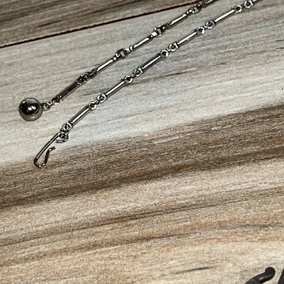 设计项链 GOLD CROWN INC Elephant Lucite 黄水晶肚子  — 第 4/4 张图片