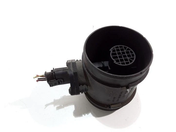 SAAB 900 II Cabrio Mass Air Flow Sensor MAF 0281002605 3.0 Petrol 125kw 22682776 - Image 2 of 3