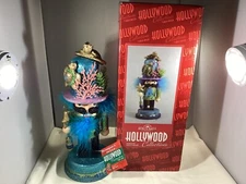 Holly [KURT ADLER] Hollywood Nutcracker with Sea Turtle Hat, 11-Inch