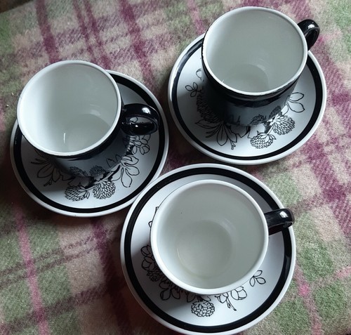 3 x Vintage Alfred Meakin Samoa Cups Saucers Hand Engraved Pattern Mid Century - Picture 2 of 10