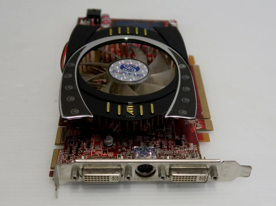 ATI Radeon HD 4770 512MB GDDR5, 128 BIT, 2 X DVI, TV, Sapphire 21149-00, WORKING - Image 2 of 4