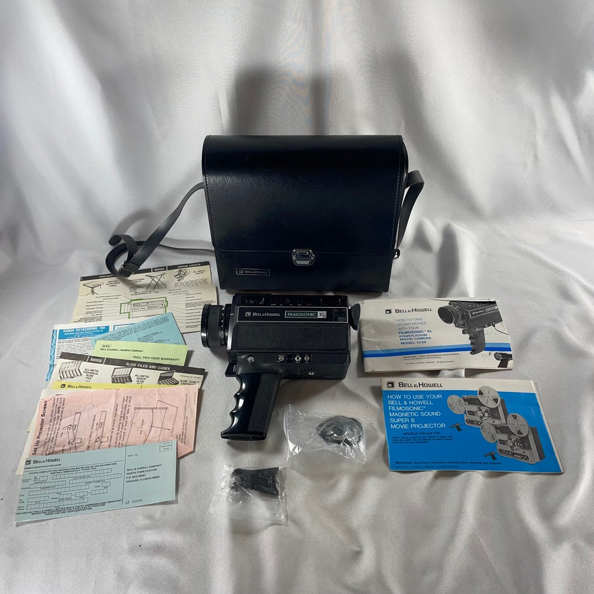 Bell & Howell Filmosonic XL 1236 Super 8 Movie Camera w/ Case