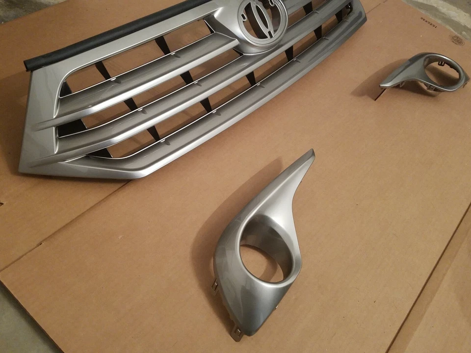 Juego de 3 piezas de rejilla de parachoques delantero Highlander 2011-2013 con par de bisel de luz antiniebla Foto 4 de 4